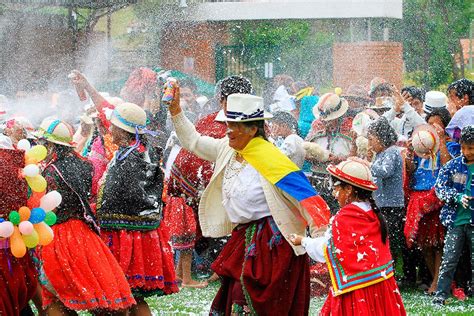 fiestas tradicionales del ecuador en abril
